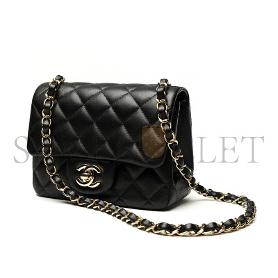 CHANEL MINI CLASSIC HANDBAG A35200 Y04059 94305 (17*13.5*8cm)