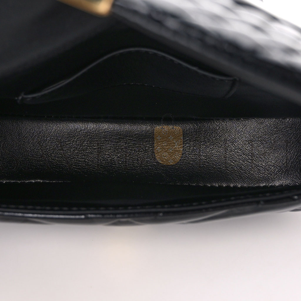 VERSACE CALFSKIN QUILTED MINI GRECA GODDESS SHOULDER BAG BLACK (21*11*7cm) VERSACE CALFSKIN QUILTED MINI GRECA GODDESS SHOULDER BAG BLACK (21*11*7cm)