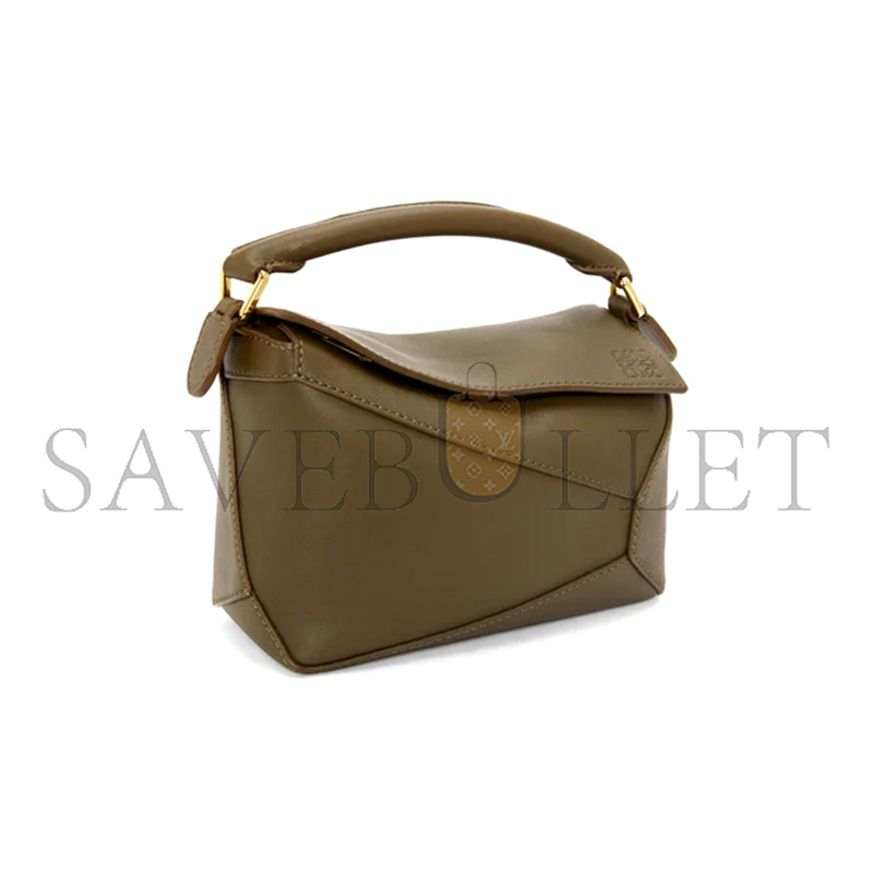LOEWE MINI PUZZLE BAG IN CLASSIC CALFSKIN A510P88X26-3969 (18*12.5*8cm) LOEWE MINI PUZZLE BAG IN CLASSIC CALFSKIN A510P88X26-3969 (18*12.5*8cm)