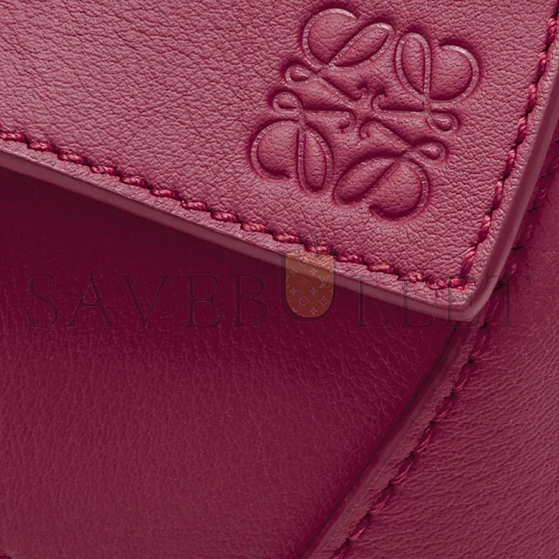 LOEWE MINI PUZZLE EDGE BAG IN CLASSIC CALFSKIN A510P88X26-1048 (18*12.5*8cm)