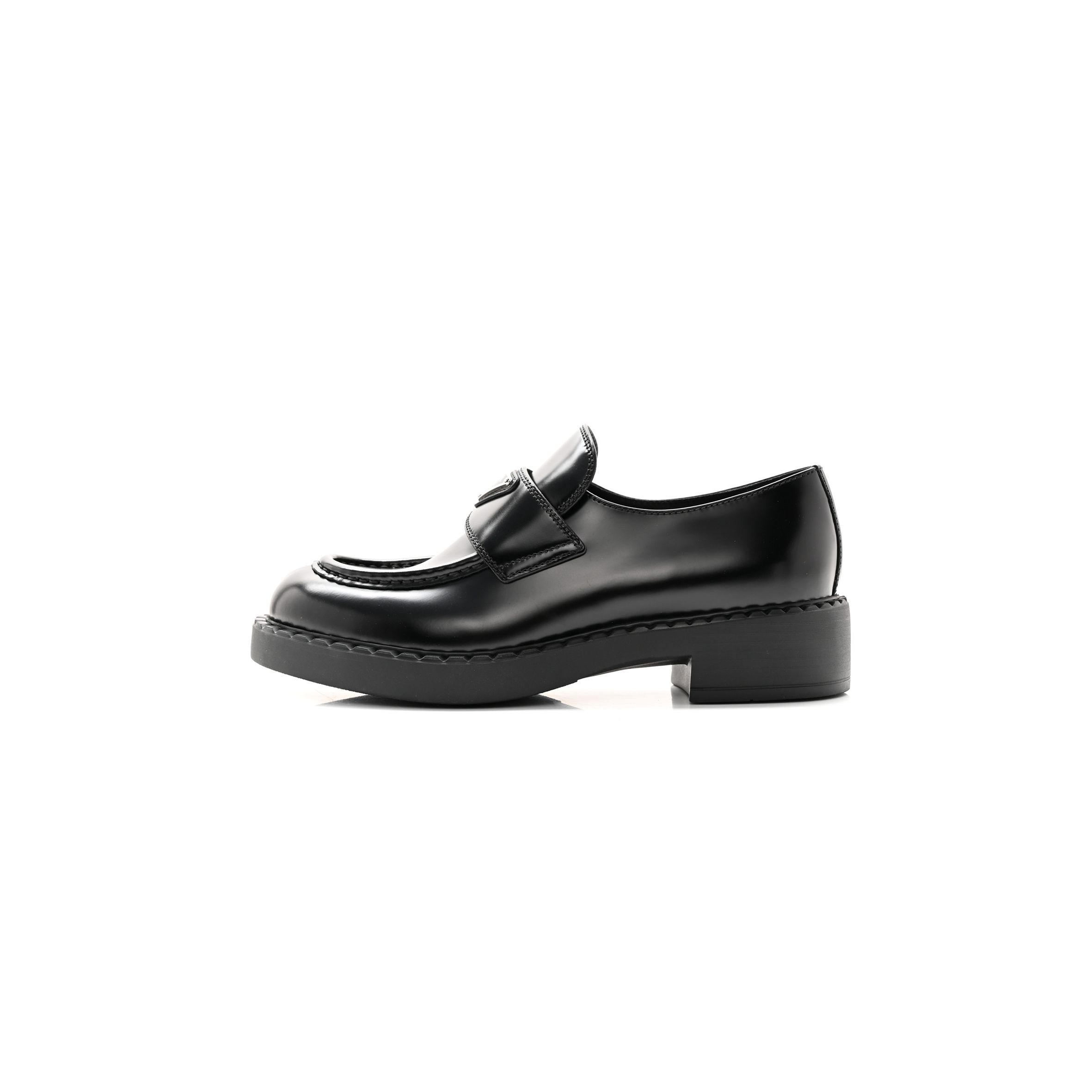 PRADA SPAZZOLATO METAL TRIANGLE LOGO 50MM LOAFERS 40.5 BLACK PRADA SPAZZOLATO METAL TRIANGLE LOGO 50MM LOAFERS 40.5 BLACK
